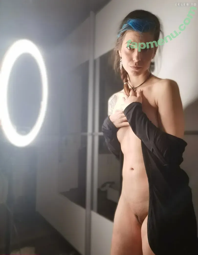 Dexia nude photo #0301 (dex_ter_is_ / iamdexia / iamdexia2)