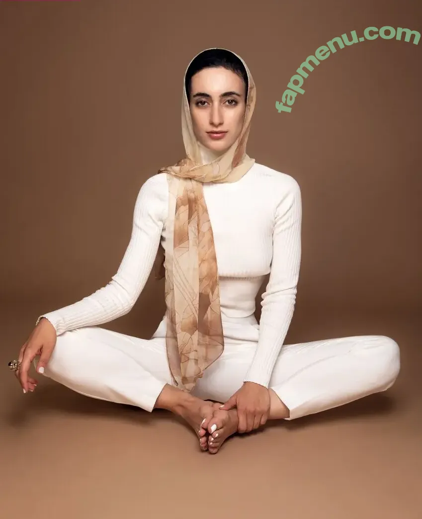 Dezertflake nude photo #0012 (Sher Arar / hf33t / u62986165)