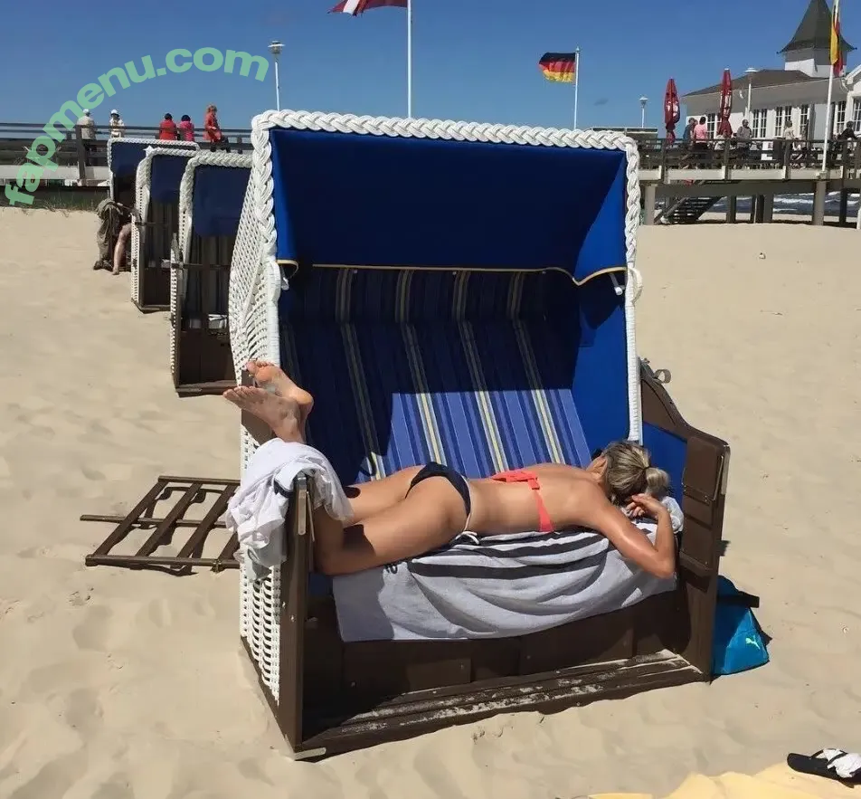 DFB Damen nude photo #0112 (sarahtoninx9_)