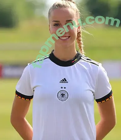 DFB Damen nude photo #0260 (sarahtoninx9_)