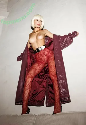 dffrnt_anna / Anna Penzes nude photo #0129