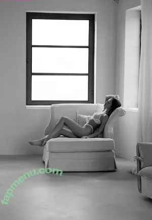 dffrnt_anna / Anna Penzes nude photo #0135