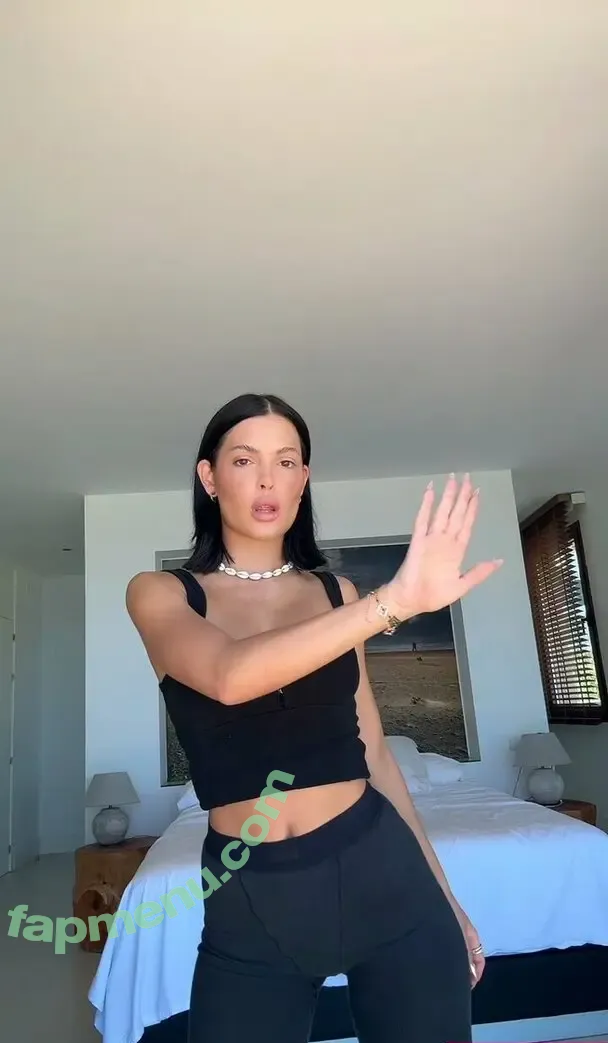 dffrnt_anna nude photo #0095 (Anna Penzes)