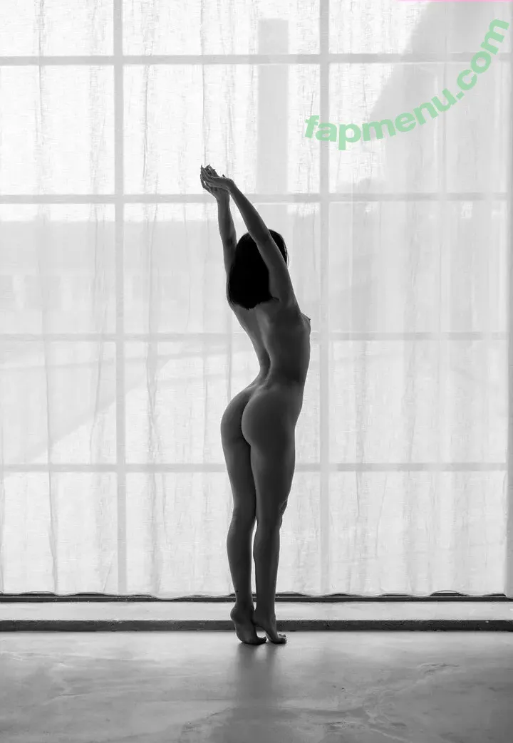 dffrnt_anna nude photo #0121 (Anna Penzes)