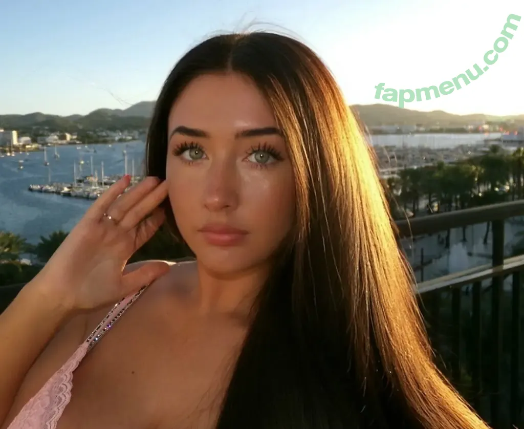 Dharma Willow nude photo #0001 (armadillowes / dharmawillow)