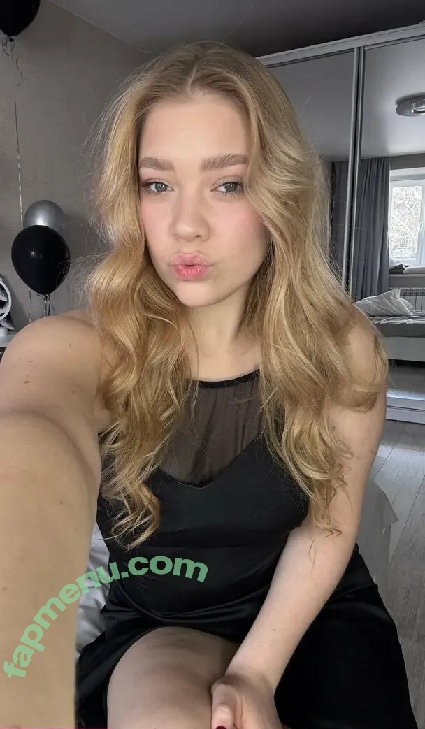 di.luna nude photo #0010 (dilunacandles)