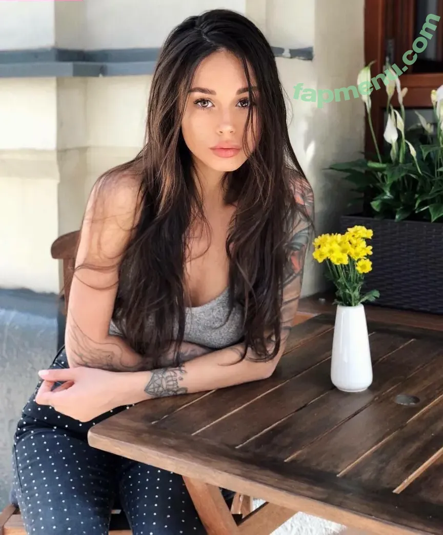 Di_melison nude photo #0026 (Di Melison)