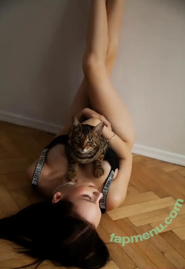 dialinka_di nude photo #0007 (Dialinka Di)