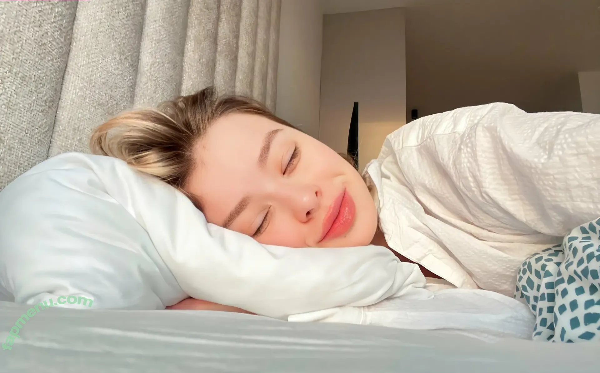 diamond_darina nude photo #0076 (diamond_darina)