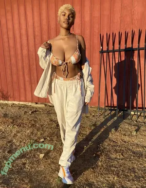 Diamond White / diamondwhiteeeee / officialdiamondwhite nude photo #0034