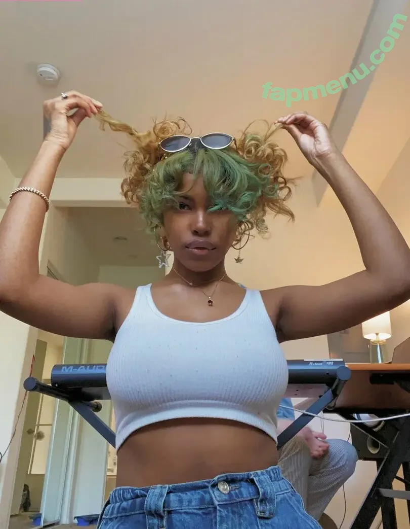 Diamond White nude photo #0041 (diamondwhiteeeee / officialdiamondwhite)