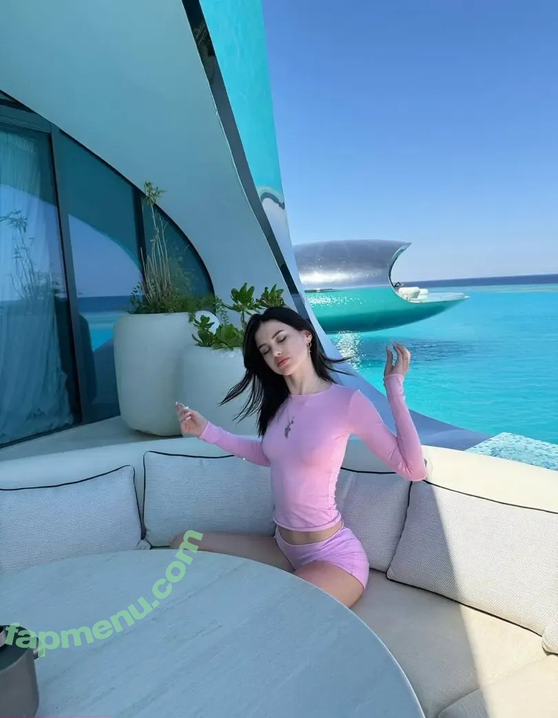 Diana Aster nude photo #0044 (di.barbie)