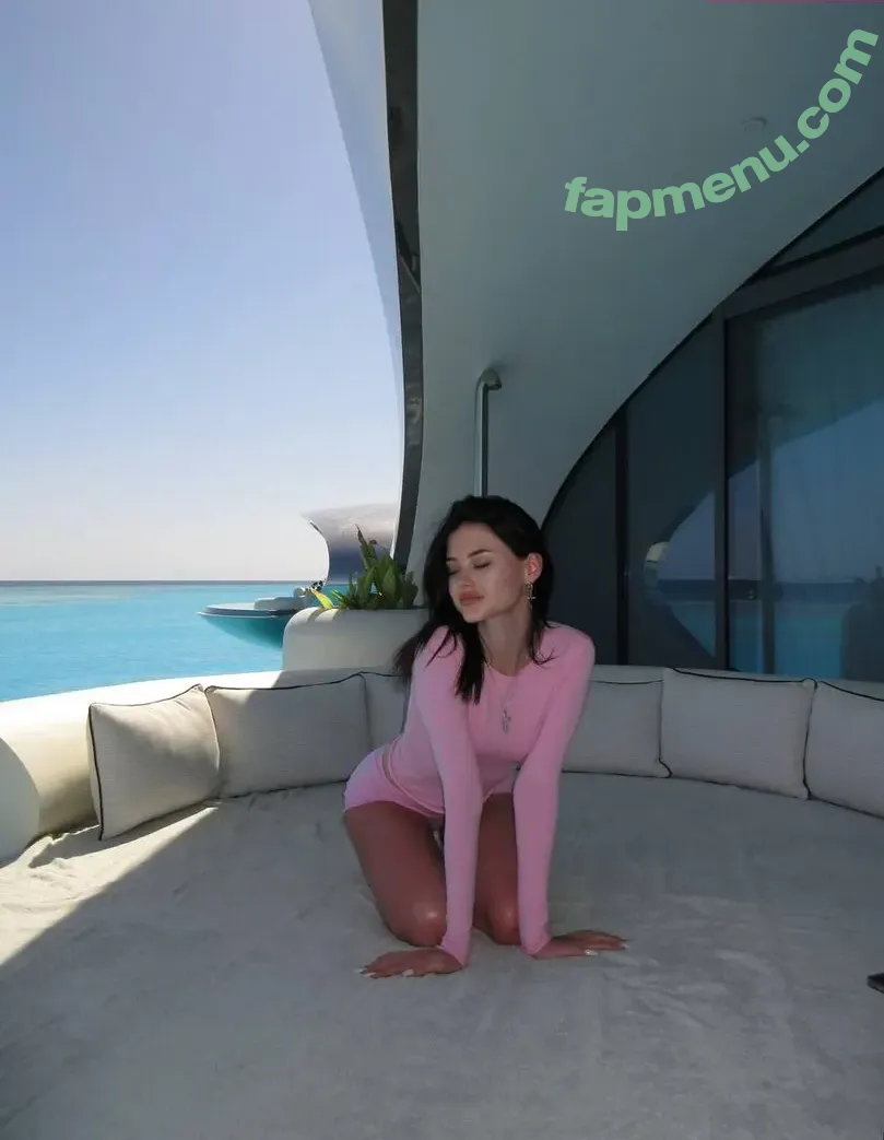 Diana Aster nude photo #0045 (di.barbie)