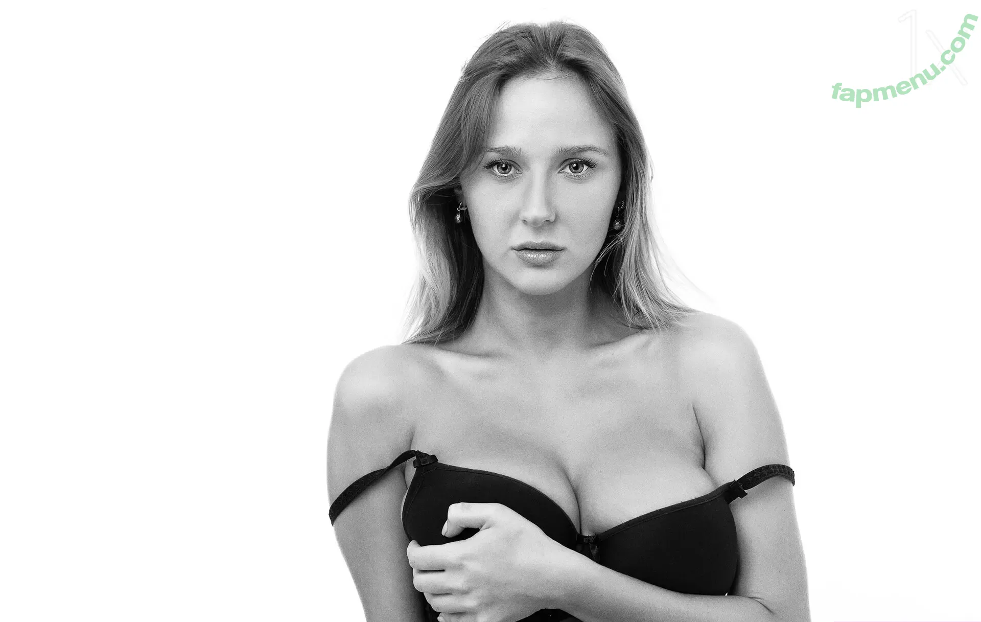 Diana Polishchuk nude photo #0032 (Didi Poli / didi_devi_)