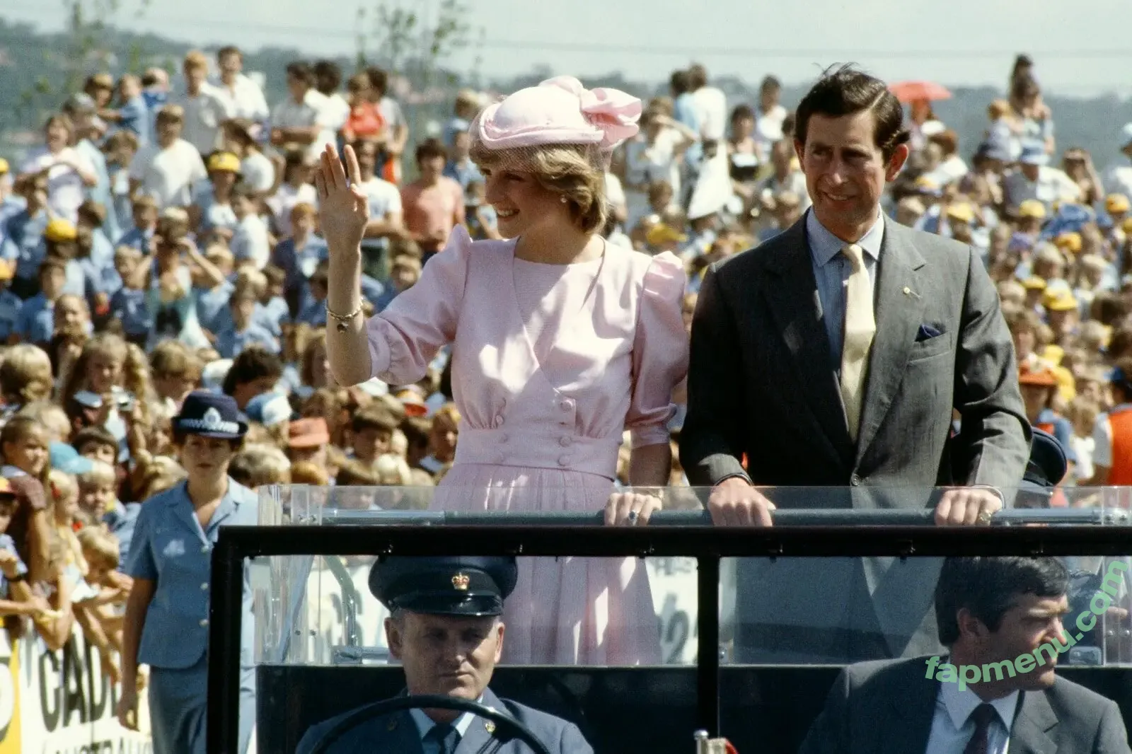 Diana Prince nude photo #0084 (dianaprincexo / kinky_horror)