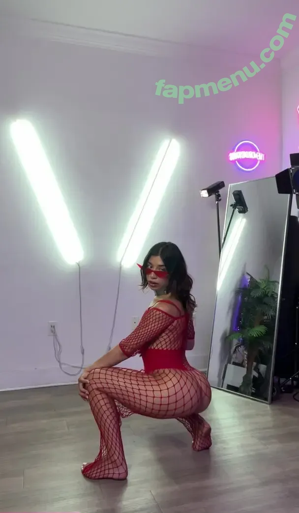 Diana Santiago nude photo #0017 (Belleza / dianamsantiag0 / latinafuegooo)