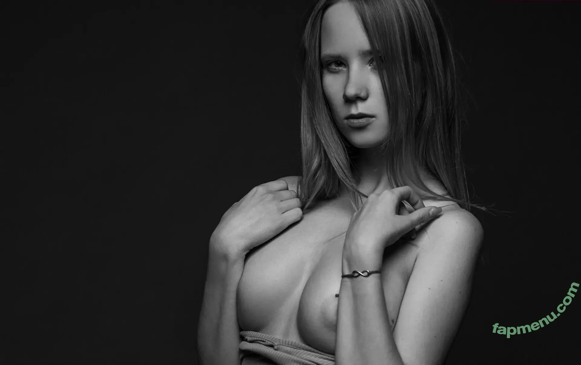 Diana Sedova nude photo #0300 (Delizi / diaanasedova)