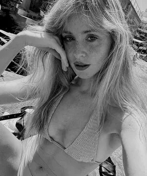 Diana Vickers / dianavickersofficial nude photo #0085