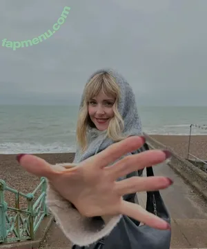 Diana Vickers / dianavickersofficial nude photo #0377