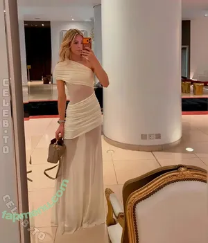 Diana zur Löwen / dianazurloewen nude photo #0011