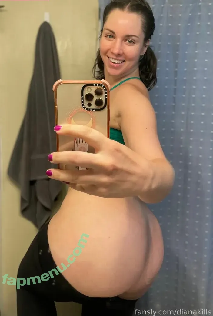 dianakills nude photo #0068 (ShibaHuskeyMom / dianakills_)