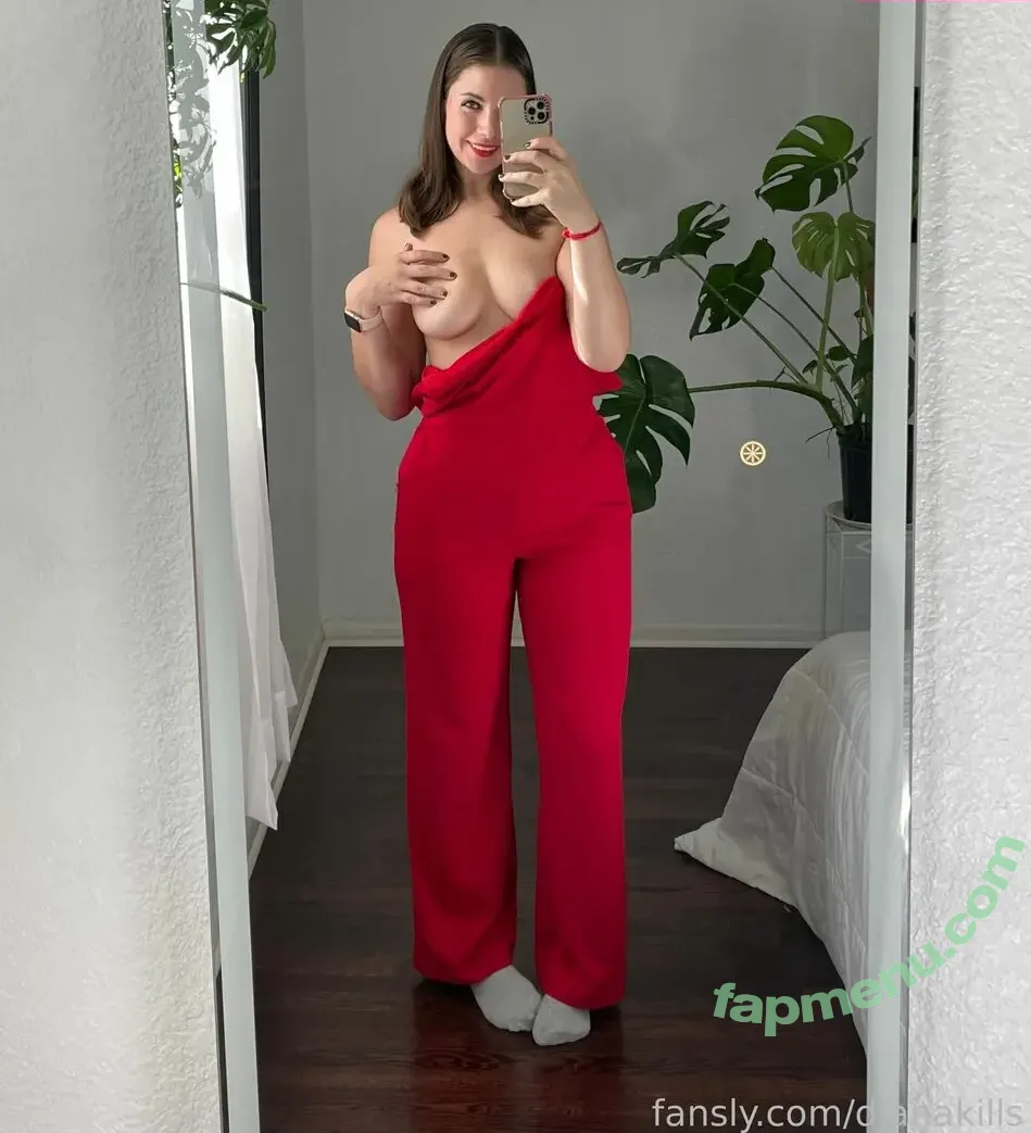 dianakills nude photo #0316 (ShibaHuskeyMom / dianakills_)