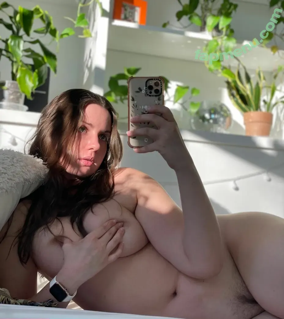 dianakills nude photo #0641 (ShibaHuskeyMom / dianakills_)
