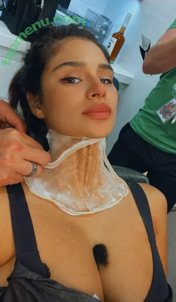 Diane Guerrero nude photo #0118 (dianeguerrero__ / dianexguerrero)