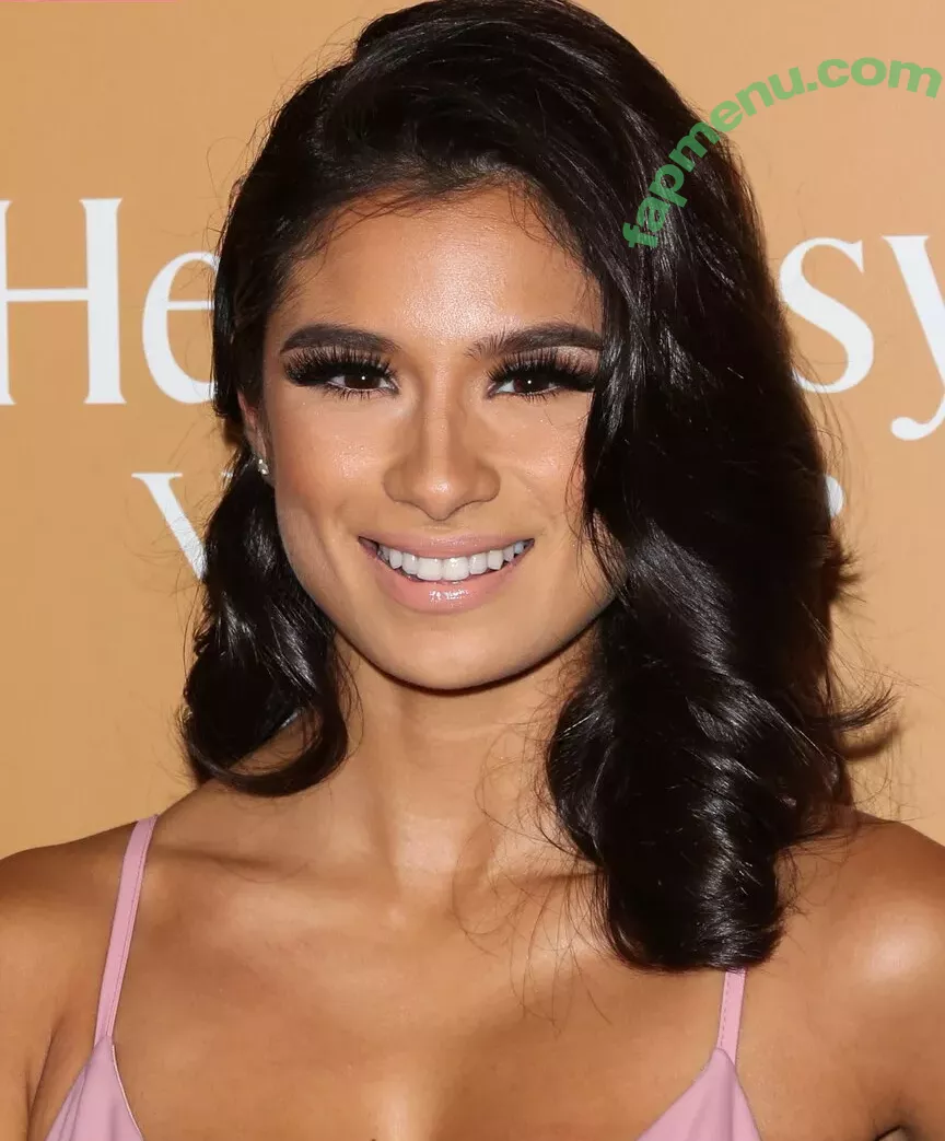 Diane Guerrero nude photo #0123 (dianeguerrero__ / dianexguerrero)