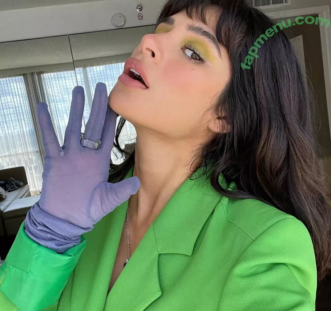 Diane Guerrero nude photo #0132 (dianeguerrero__ / dianexguerrero)