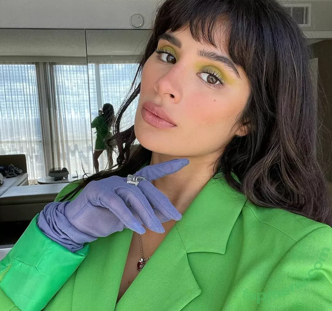 Diane Guerrero nude photo #0135 (dianeguerrero__ / dianexguerrero)