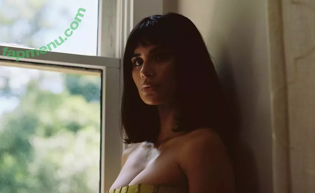 Diane Guerrero nude photo #0192 (dianeguerrero__ / dianexguerrero)