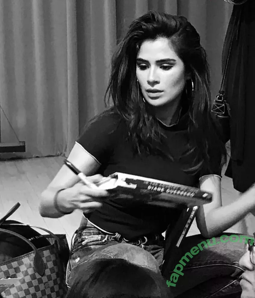 Diane Guerrero nude photo #0211 (dianeguerrero__ / dianexguerrero)