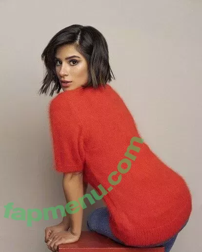 Diane Guerrero nude photo #0224 (dianeguerrero__ / dianexguerrero)