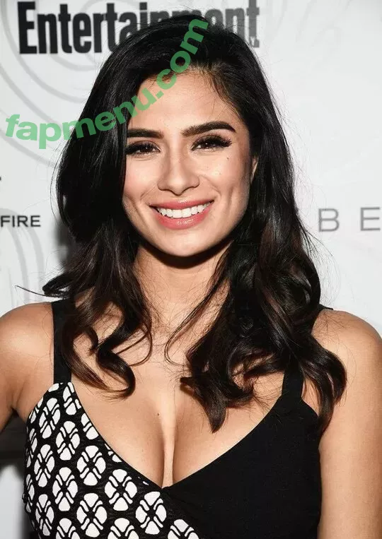 Diane Guerrero nude photo #0227 (dianeguerrero__ / dianexguerrero)