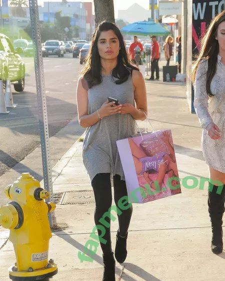 Diane Guerrero nude photo #0262 (dianeguerrero__ / dianexguerrero)