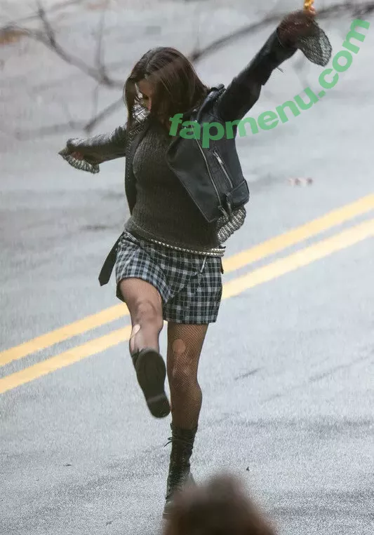 Diane Guerrero nude photo #0265 (dianeguerrero__ / dianexguerrero)