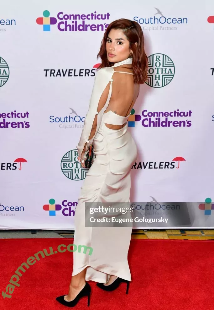 Diane Guerrero nude photo #0303 (dianeguerrero__ / dianexguerrero)