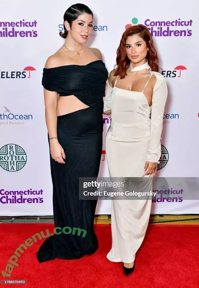 Diane Guerrero nude photo #0316 (dianeguerrero__ / dianexguerrero)