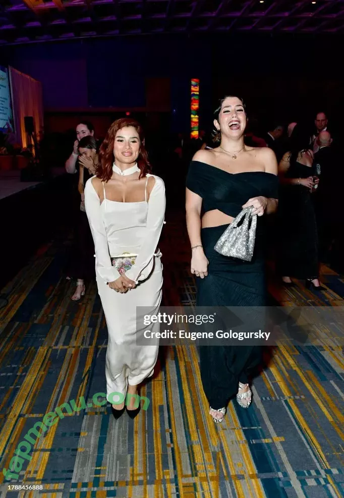 Diane Guerrero nude photo #0320 (dianeguerrero__ / dianexguerrero)