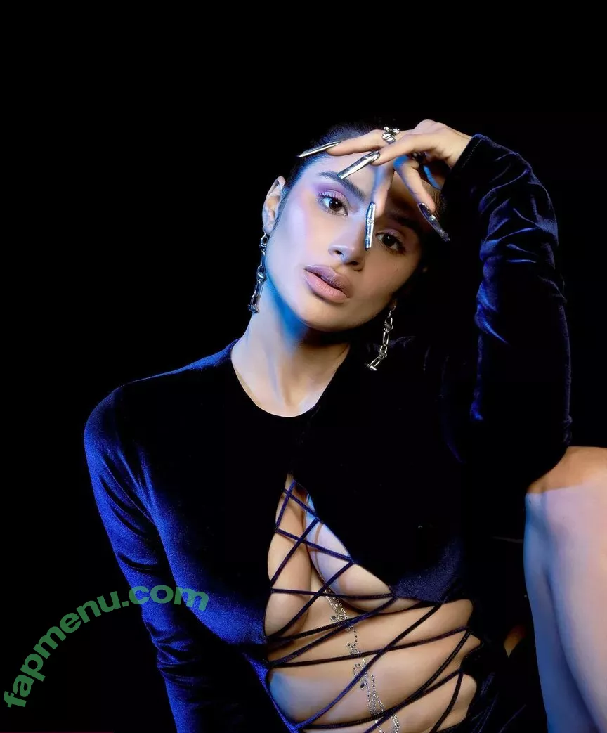 Diane Guerrero nude photo #0355 (dianeguerrero__ / dianexguerrero)