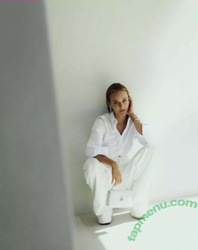 Diane Kruger nude photo #0248 (dianekruger)