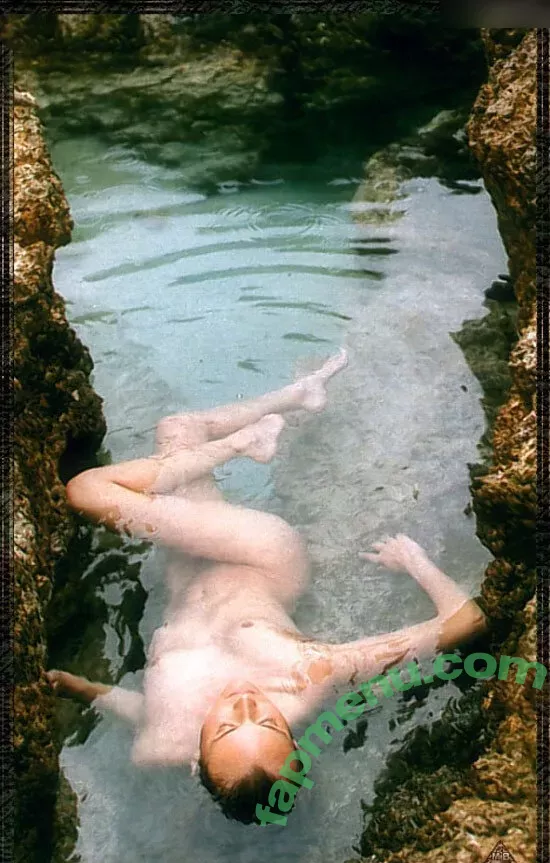 Diane Kruger nude photo #0277 (dianekruger)