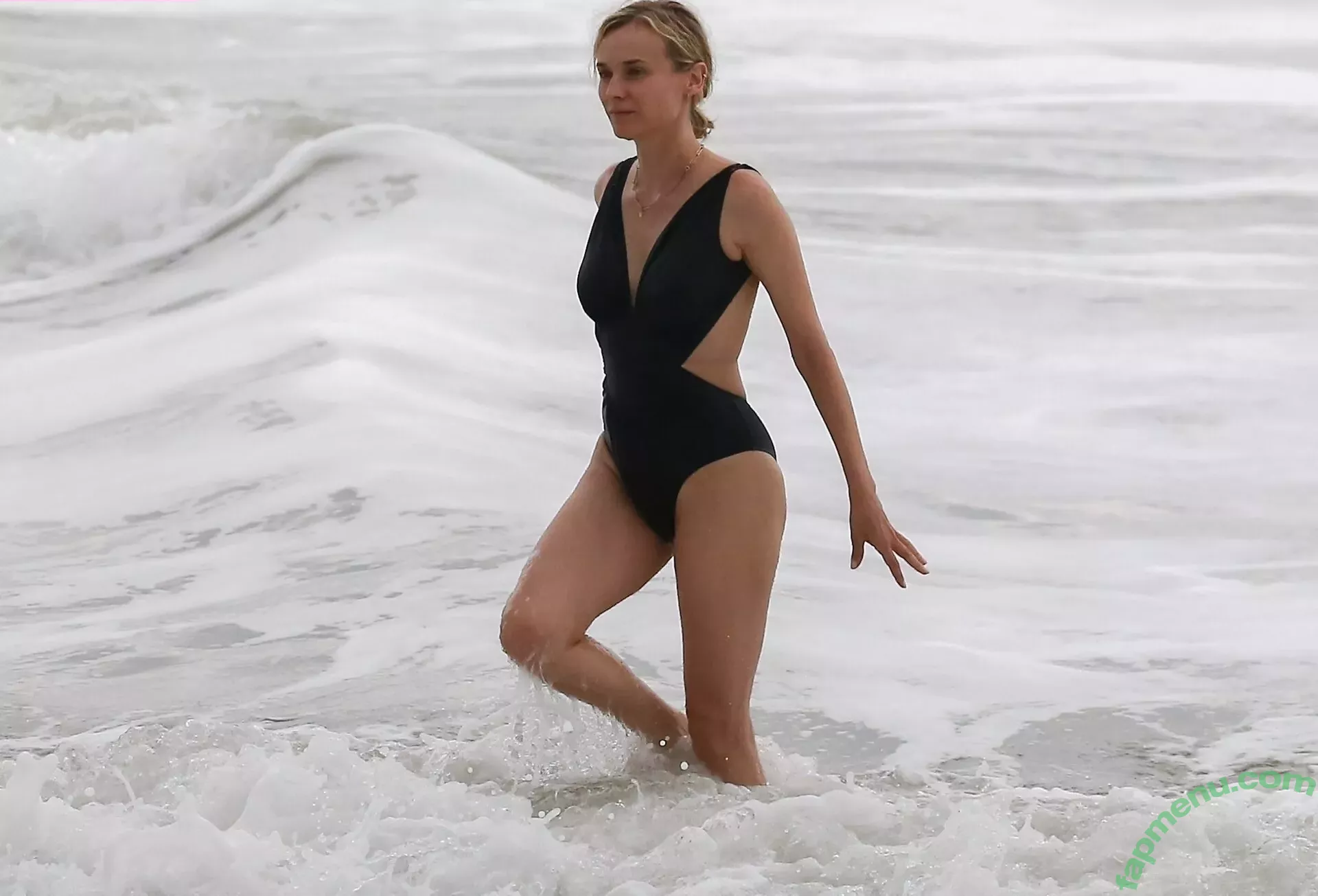 Diane Kruger nude photo #0317 (dianekruger)
