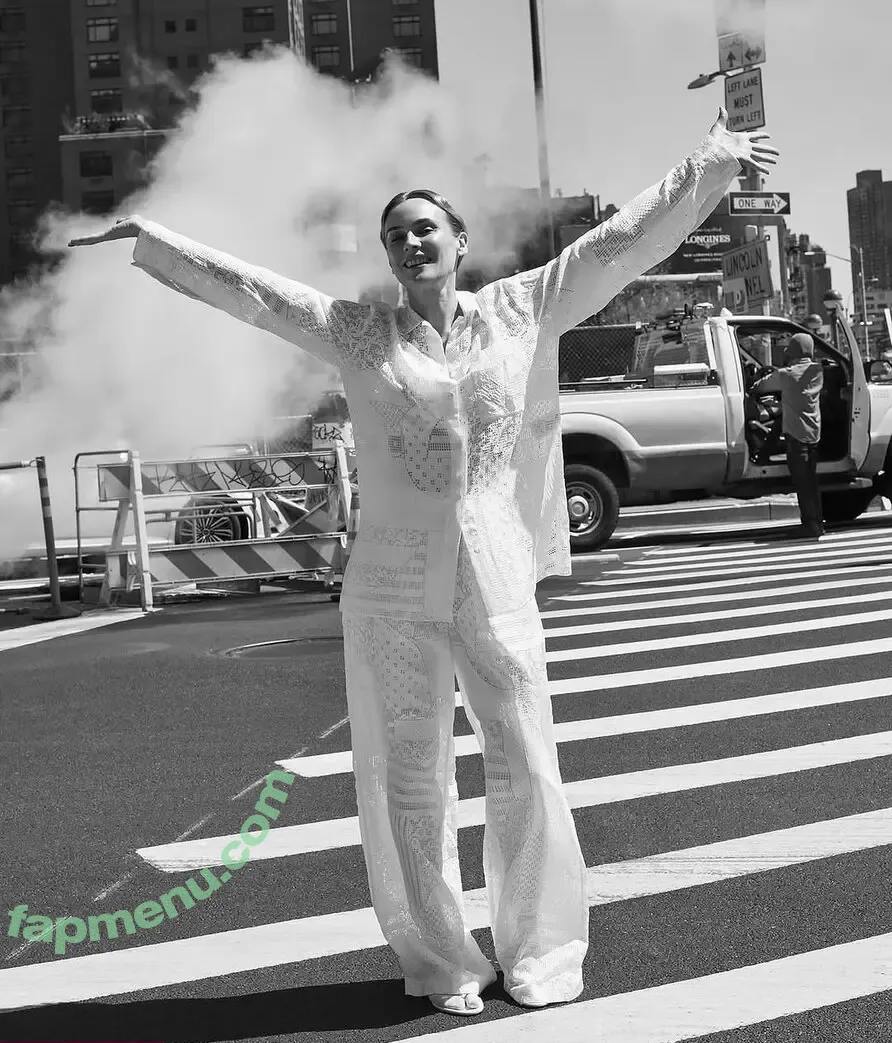 Diane Kruger nude photo #0518 (dianekruger)