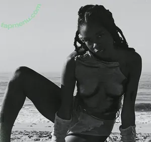  nude photo #0001