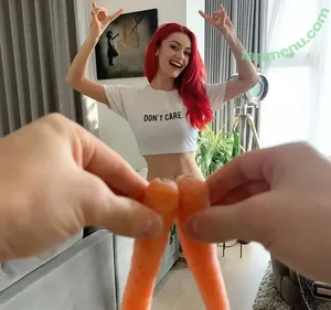 Dianne Buswell / diannebuswell nude photo #0028