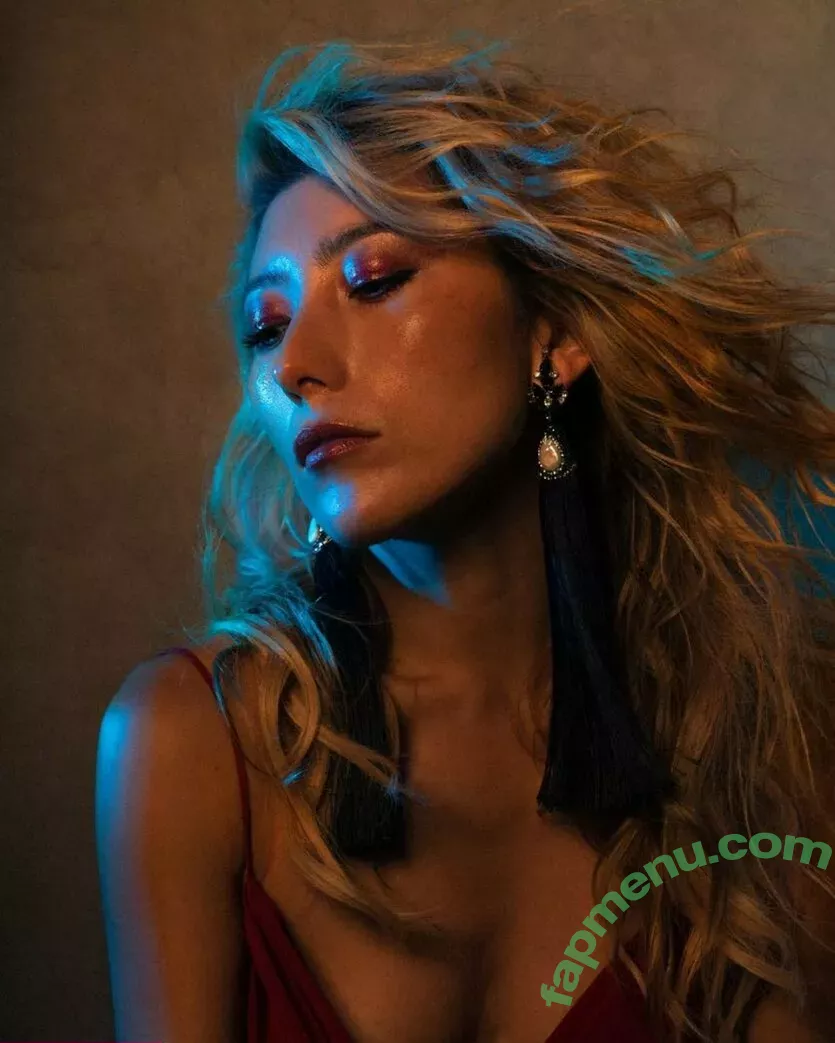 Dichen Lachman nude photo #0098 (dichenlachman)