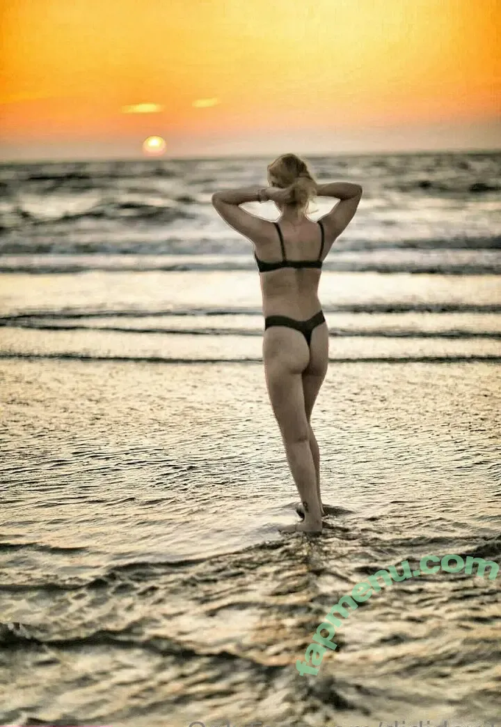 dididevil nude photo #0002 (dididevill)