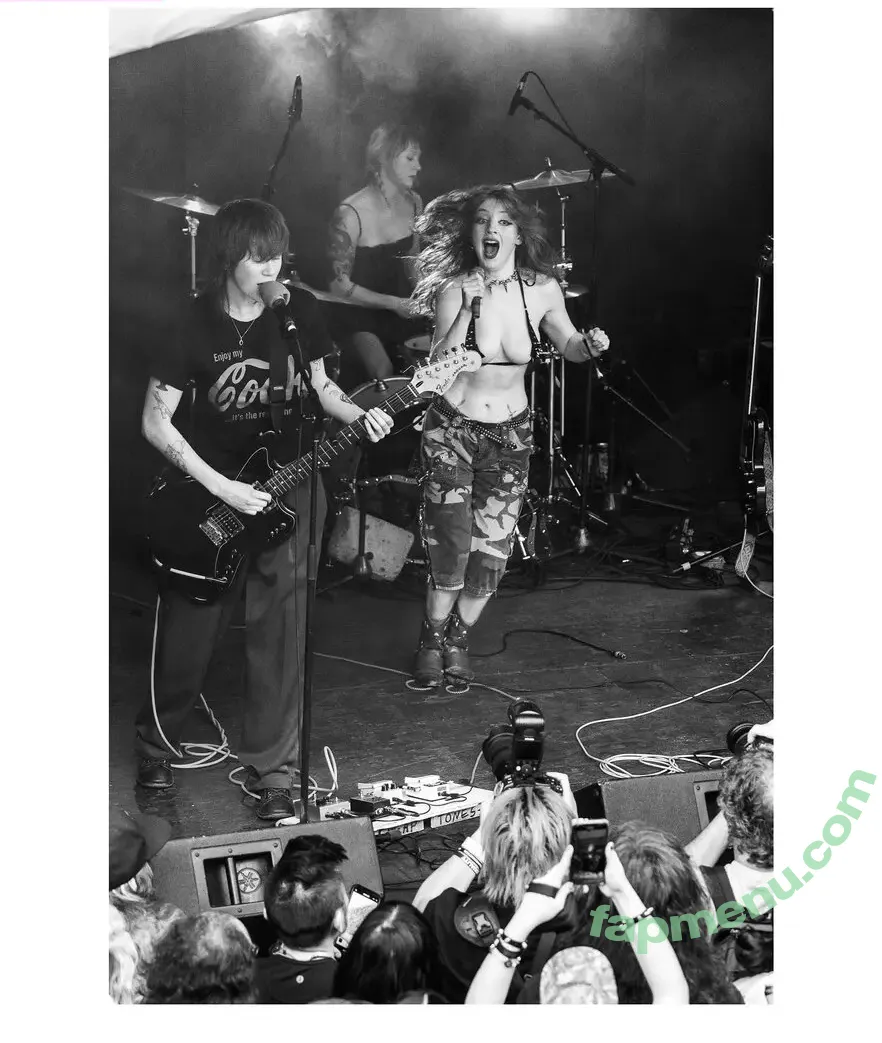 Die Spitz nude photo #0050 (diespitz)